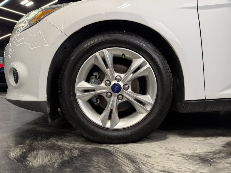 Used 2014 Ford Focus SE FWD image 18