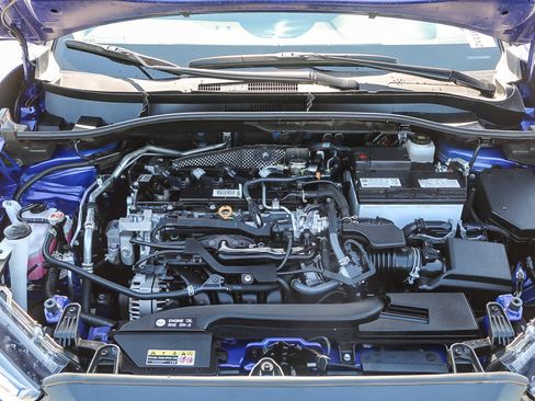 Used 2024 Toyota Corolla Cross LE image 26