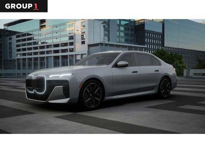 New 2026 BMW 760i xDrive w/ Luxury Rear Seating Package