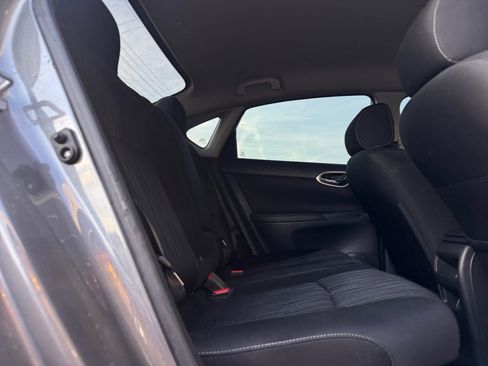 Used 2018 Nissan Sentra SV FWD image 19