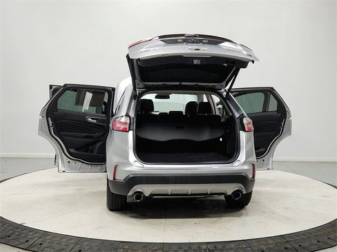 Used 2019 Ford Edge Titanium w/ Equipment Group 301A image 14