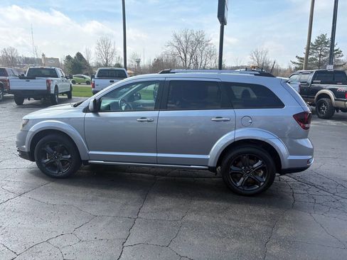 Used 2018 Dodge Journey Crossroad w/ Nav & Sun Group AWD/4WD image 10