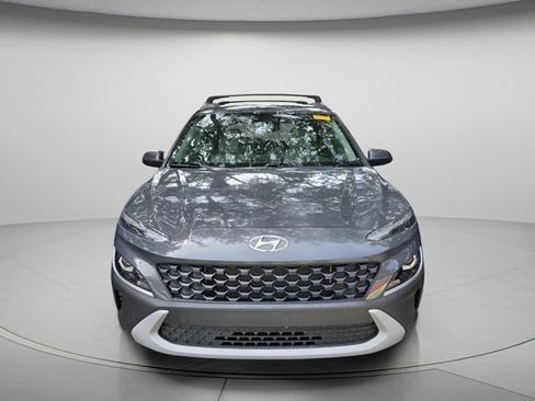 Used 2023 Hyundai Kona SEL AWD/4WD image 3