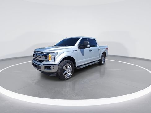 Used 2019 Ford F150 XLT w/ Equipment Group 302A Luxury AWD/4WD image 4