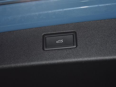 New 2026 Volkswagen Tiguan SE R-Line image 27