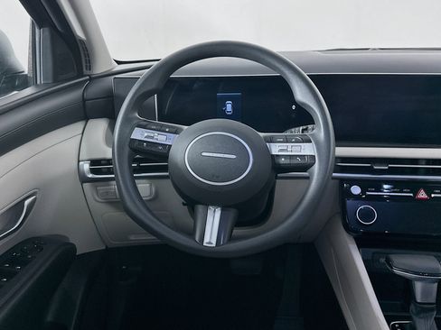 Used 2025 Hyundai Tucson SEL image 18