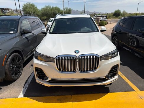 Used 2019 BMW X7 xDrive40i w/ Premium Package AWD/4WD image 2