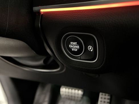 Used 2023 Mercedes-Benz GLS 450 4MATIC image 17