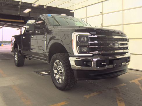 Used 2024 Ford F250 King Ranch w/ Chrome Package AWD/4WD image 4