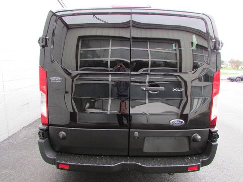 Used 2019 Ford Transit 350 XLT RWD image 3