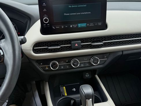 Used 2025 Honda HR-V EX-L image 17