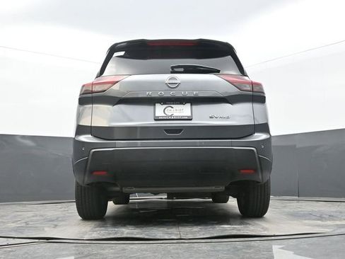 Used 2024 Nissan Rogue SV image 56