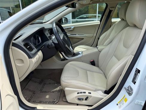 Used 2015 Volvo V60 T5 Premier FWD image 42