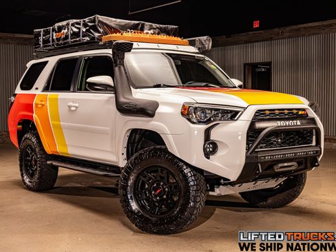 Used 2019 Toyota 4Runner SR5 image 1