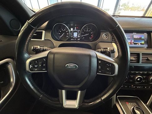 Used 2017 Land Rover Discovery Sport HSE image 25