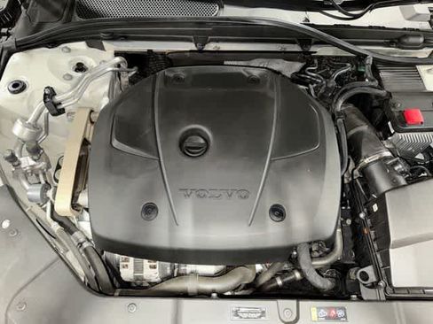Used 2020 Volvo V60 T5 Cross Country w/ Protection Package Premier AWD/4WD image 12