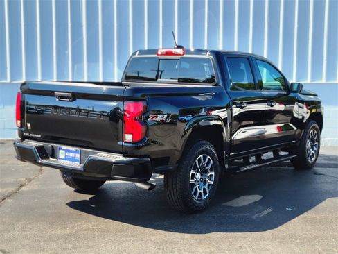 Used 2024 Chevrolet Colorado Z71 w/ Z71 Convenience Package 2 image 5