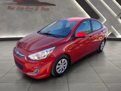 Used 2016 Hyundai Accent SE image 3