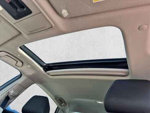 Used 2025 Honda Accord SE image 15