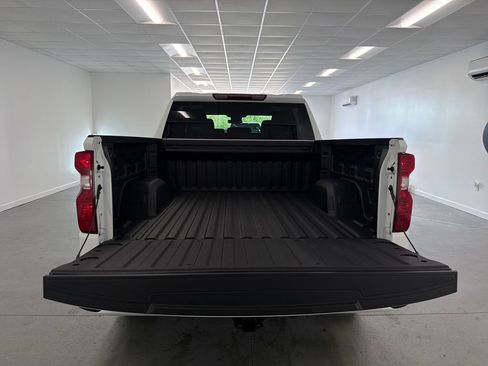 New 2026 Chevrolet Silverado 1500 Custom RWD image 8