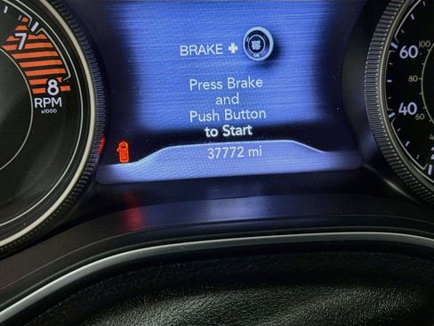 Used 2022 Jeep Cherokee Trailhawk AWD/4WD image 19