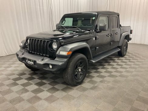 Used 2020 Jeep Gladiator Sport w/ Quick Order Package 24S image 3