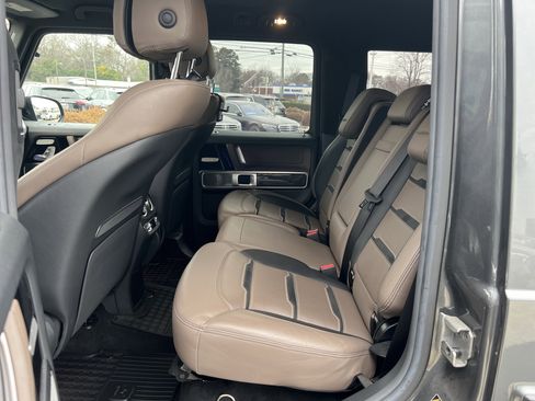 Certified 2019 Mercedes-Benz G 63 AMG 4MATIC image 31