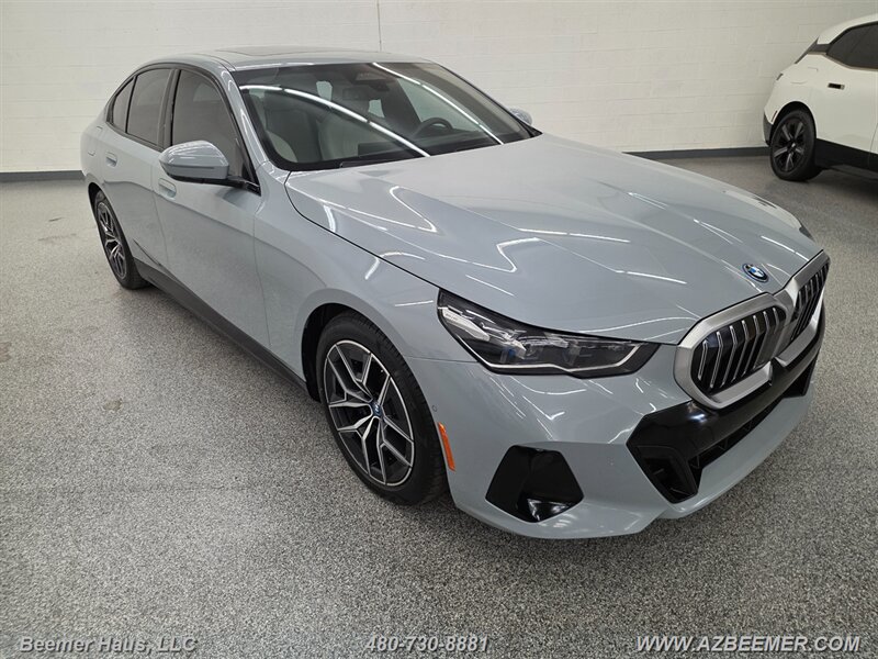 Used 2025 BMW i5 M60 w/ M Sport Package AWD/4WD image 18