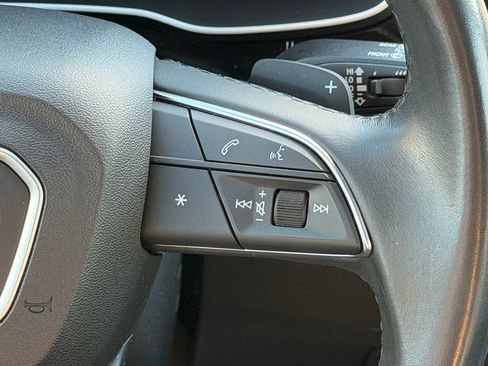 Used 2023 Audi Q3 2.0T Premium image 24