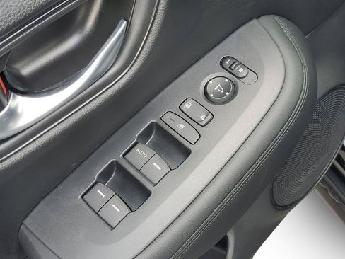 New 2027 Honda HR-V LX image 9