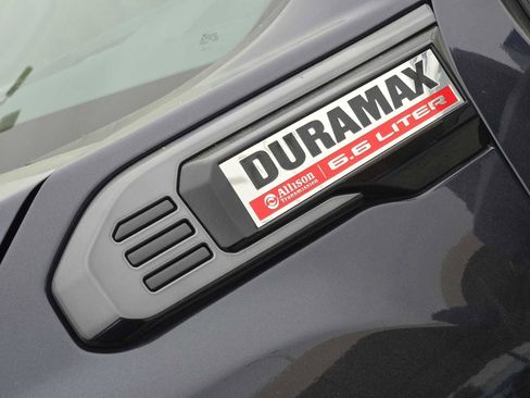 Certified 2024 GMC Sierra 2500 AT4 w/ AT4 Premium Plus Package image 10