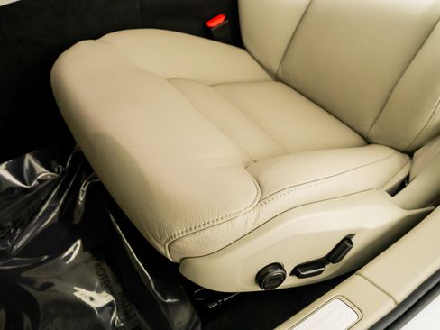 Used 2026 Volvo V60 B5 Cross Country Plus w/ Protection Package Premier image 26