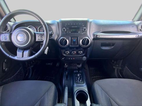Used 2016 Jeep Wrangler Unlimited Sport w/ Connectivity Group AWD/4WD image 15