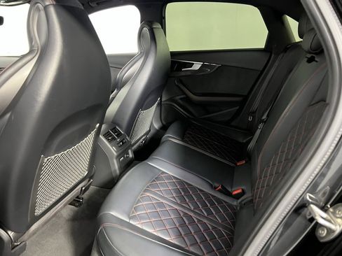 Used 2023 Audi S4 Premium Plus w/ Premium Plus Package image 31