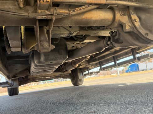 Used 2016 Mercedes-Benz Sprinter 2500 image 21