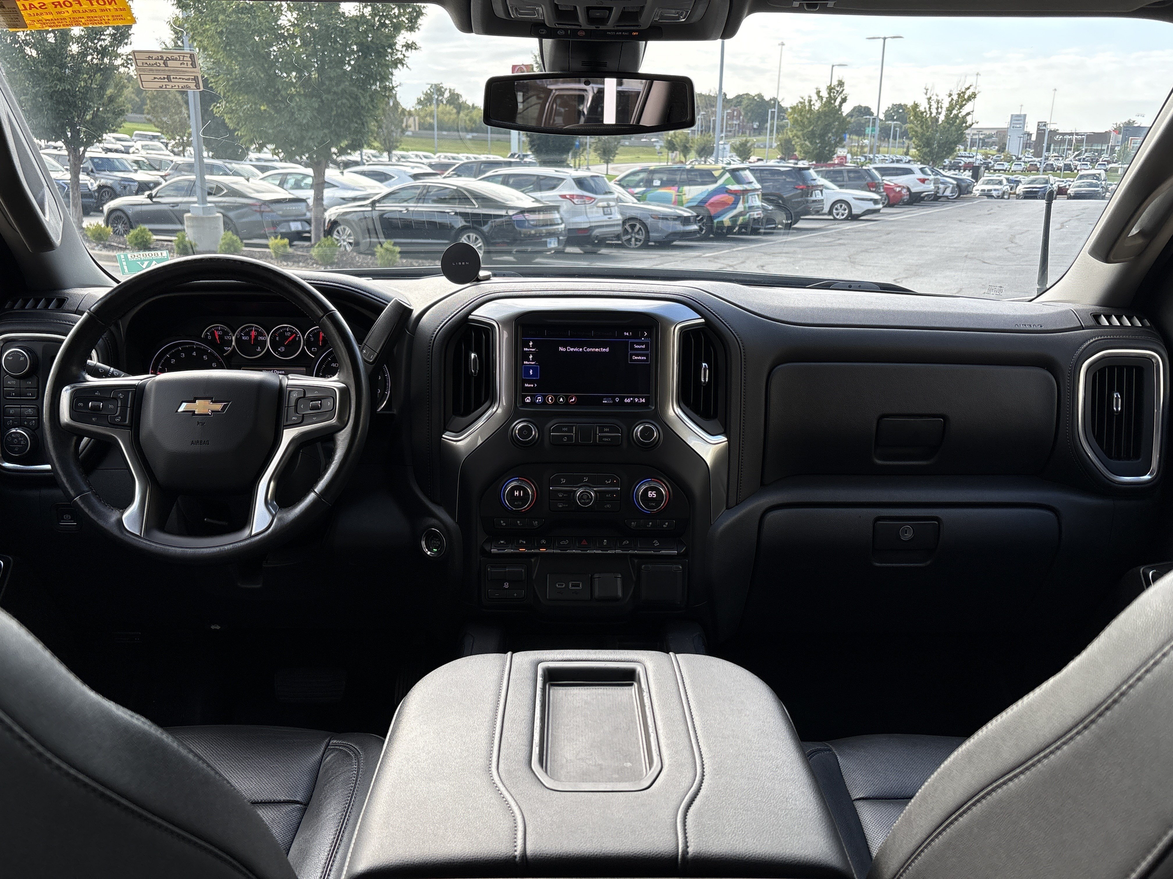 Used 2019 Chevrolet Silverado 1500 LTZ w/ LTZ Premium Package AWD/4WD image 28