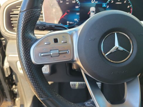 Used 2022 Mercedes-Benz GLS 450 4MATIC image 14