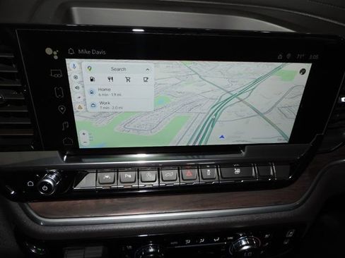 Used 2025 GMC Sierra 1500 SLT w/ SLT Premium Plus Package image 29