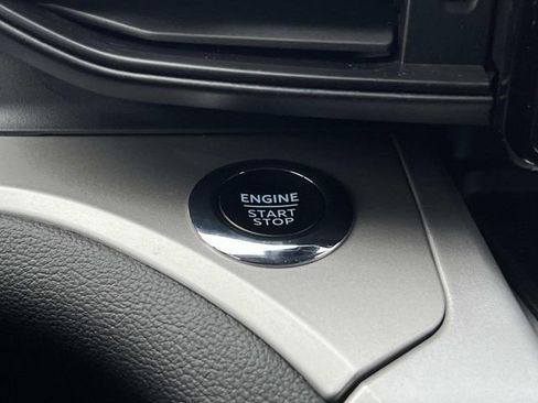 Certified 2023 Ford Explorer XLT image 28