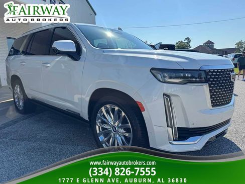 Used 2024 Cadillac Escalade Premium Luxury w/ Performance Package AWD/4WD image 4