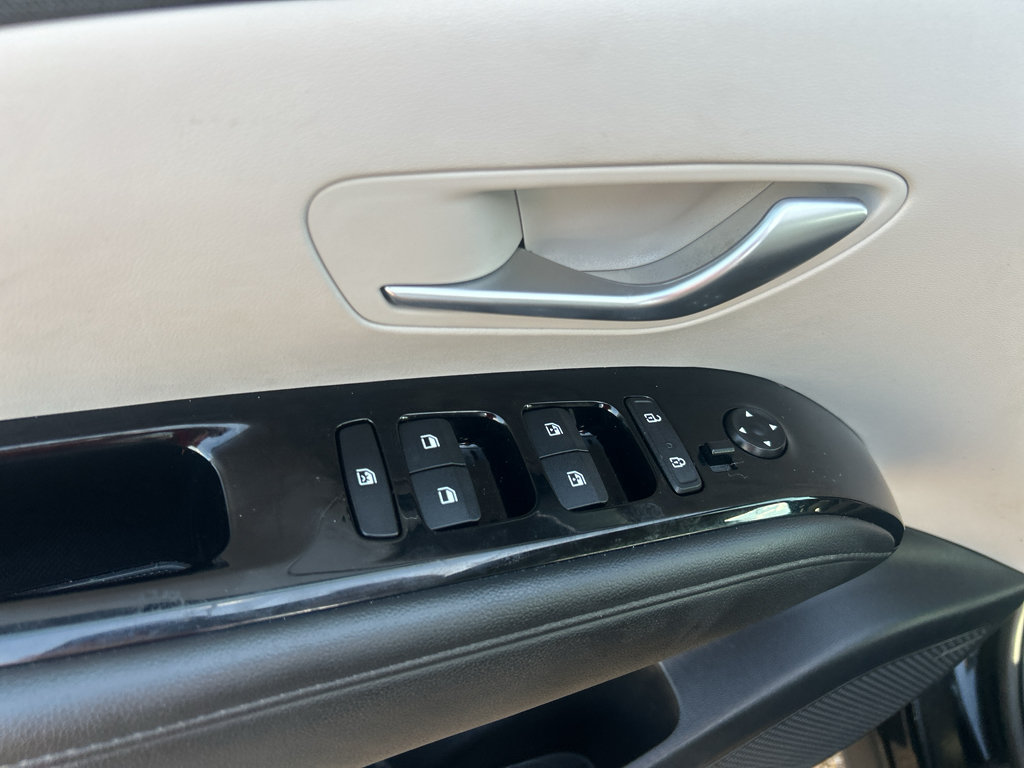 Used 2022 Hyundai Tucson SEL w/ Convenience + Premium Package FWD image 19