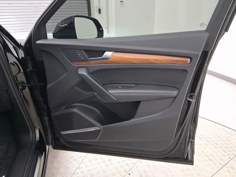 Used 2023 Audi Q5 Premium Plus w/ Premium Plus Package image 34