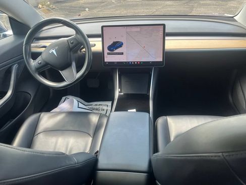 Used 2018 Tesla Model 3 Long Range RWD image 14