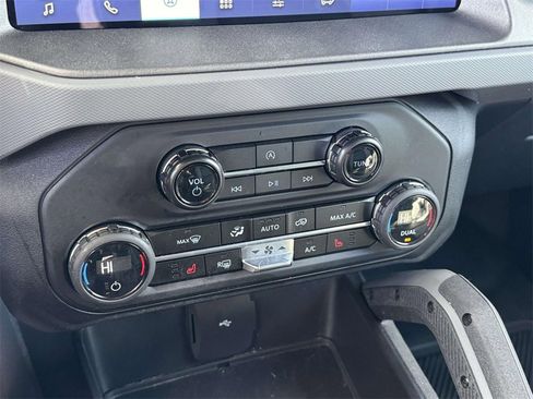 Used 2024 Ford Bronco Big Bend image 25