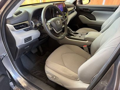 Used 2023 Toyota Highlander L