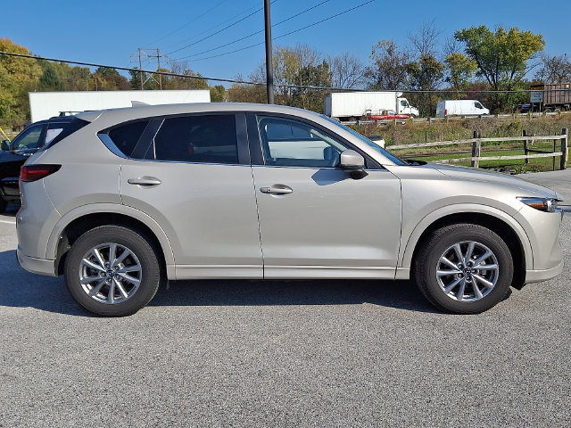Used 2025 MAZDA CX-5 AWD 2.5 S w/ Preferred Package image 7