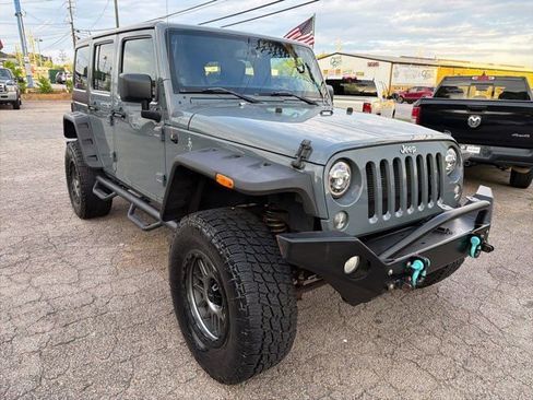 Used 2014 Jeep Wrangler Unlimited Sport w/ Quick Order Package 24S AWD/4WD image 5