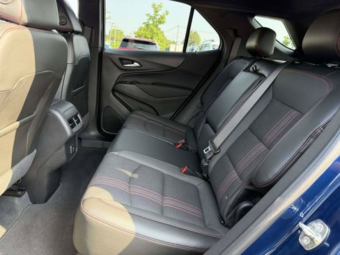 Used 2023 Chevrolet Equinox RS AWD/4WD image 12