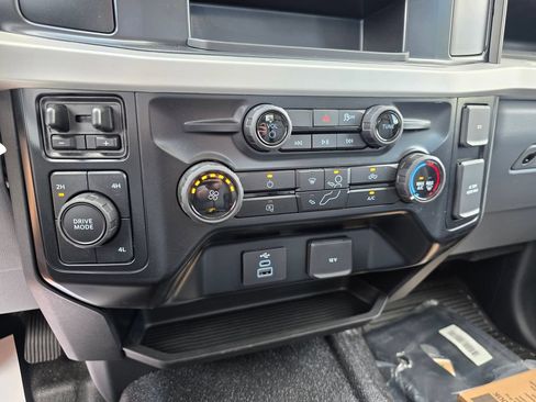New 2026 Ford F600 4x4 Regular Cab Super Duty w/ XL Chrome Package image 43