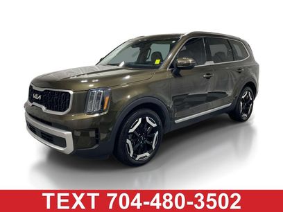 Used 2024 Kia Telluride EX w/ EX Captain's Chair Package